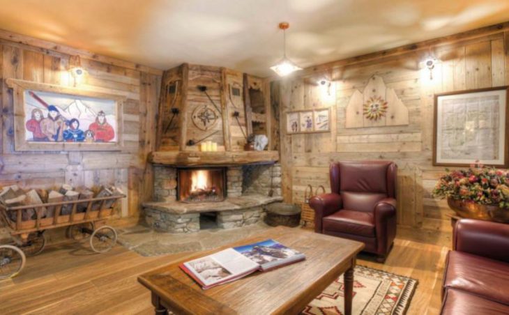 Hotel Mon Reve, Cervinia, Fireplace